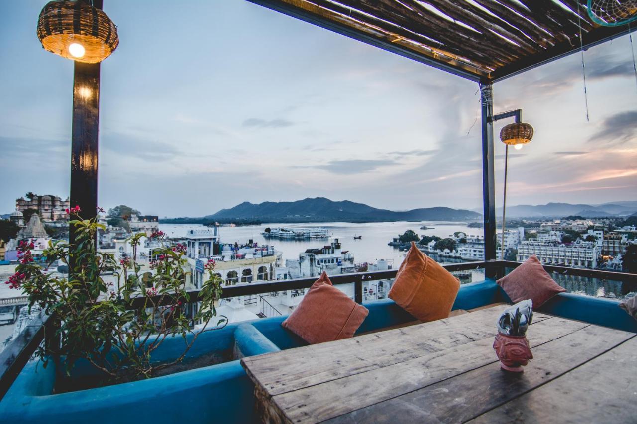 Hotel Udai Niwas By The Lake Udaipur Esterno foto