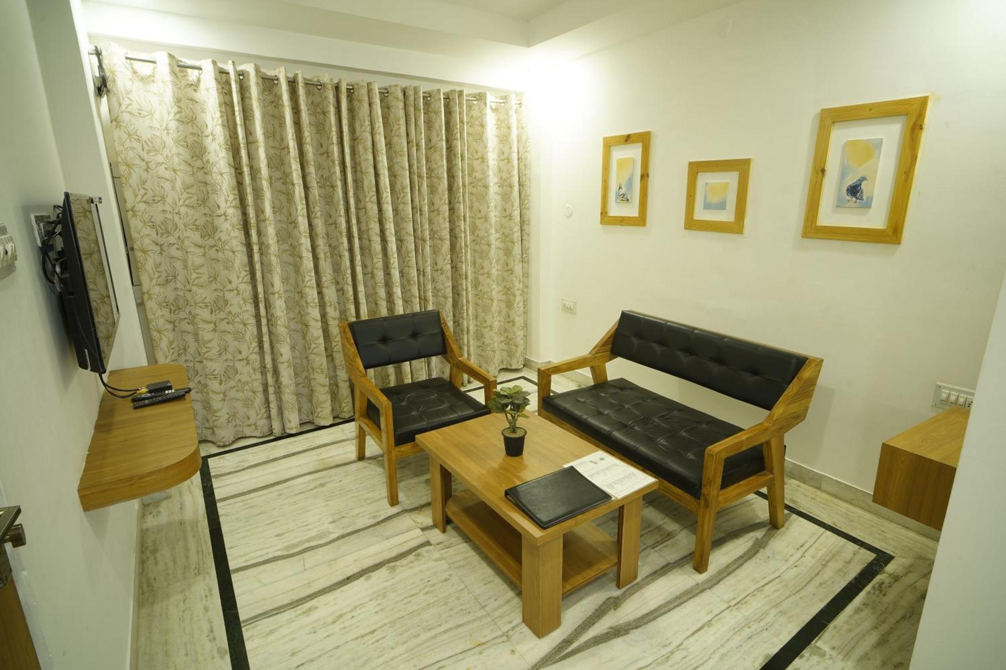 Hotel Udai Niwas By The Lake Udaipur Esterno foto